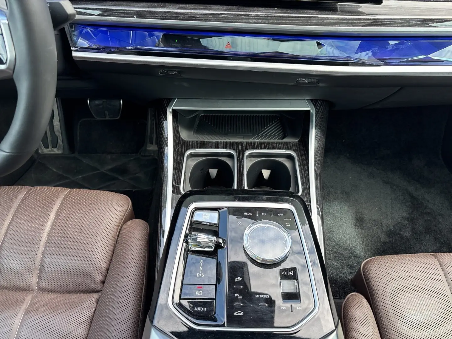 750e xDrive M Sport|SkyLounge|DA-Prof.|PA-Prof.
