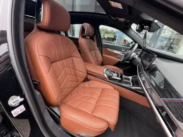 750e xDrive M Sport 21