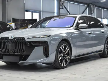 740d xDrive M Sport Mild Hybrid Sportautomatic