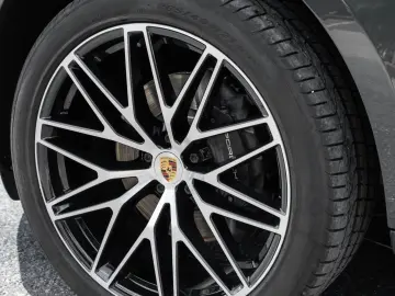 Macan Spurwechselassistent Rückfahrkamera BOSE