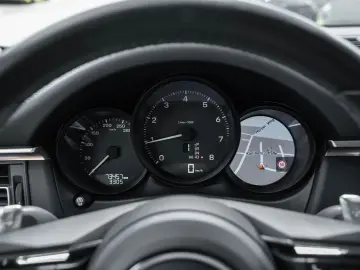 Macan Spurwechselassistent Rückfahrkamera BOSE