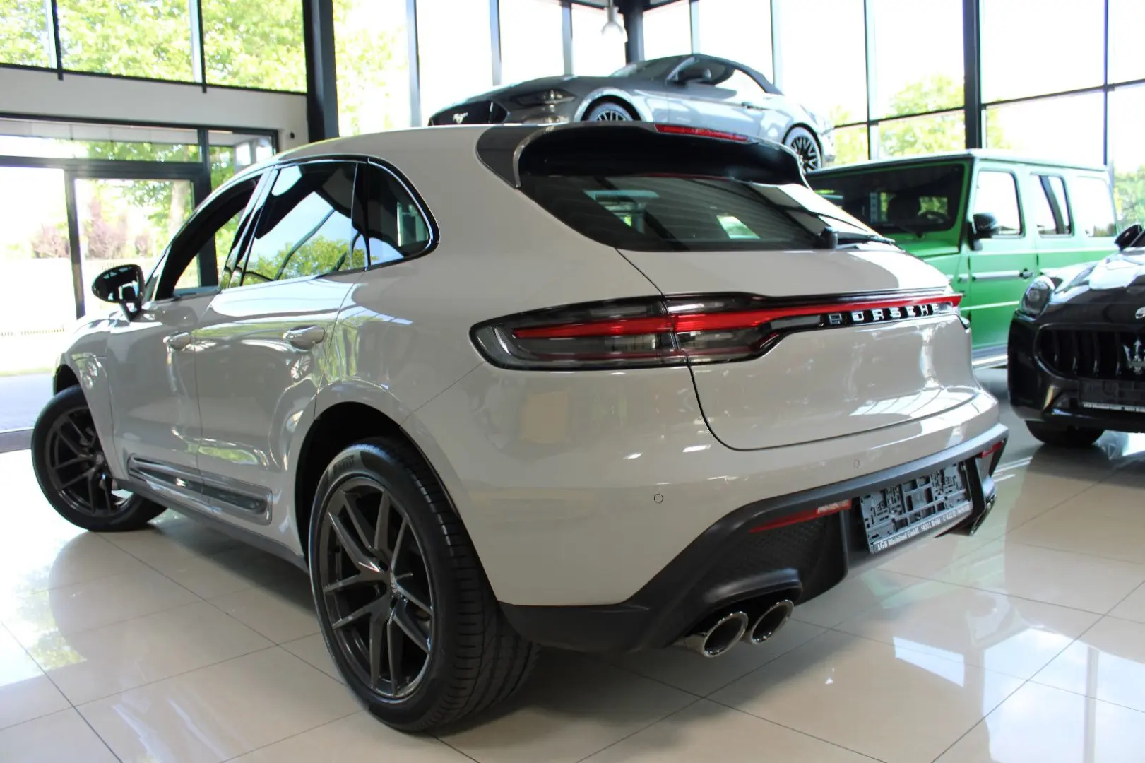 MACAN III T PDK 265PS PANORAMA KREIDE 1HAND TOP*