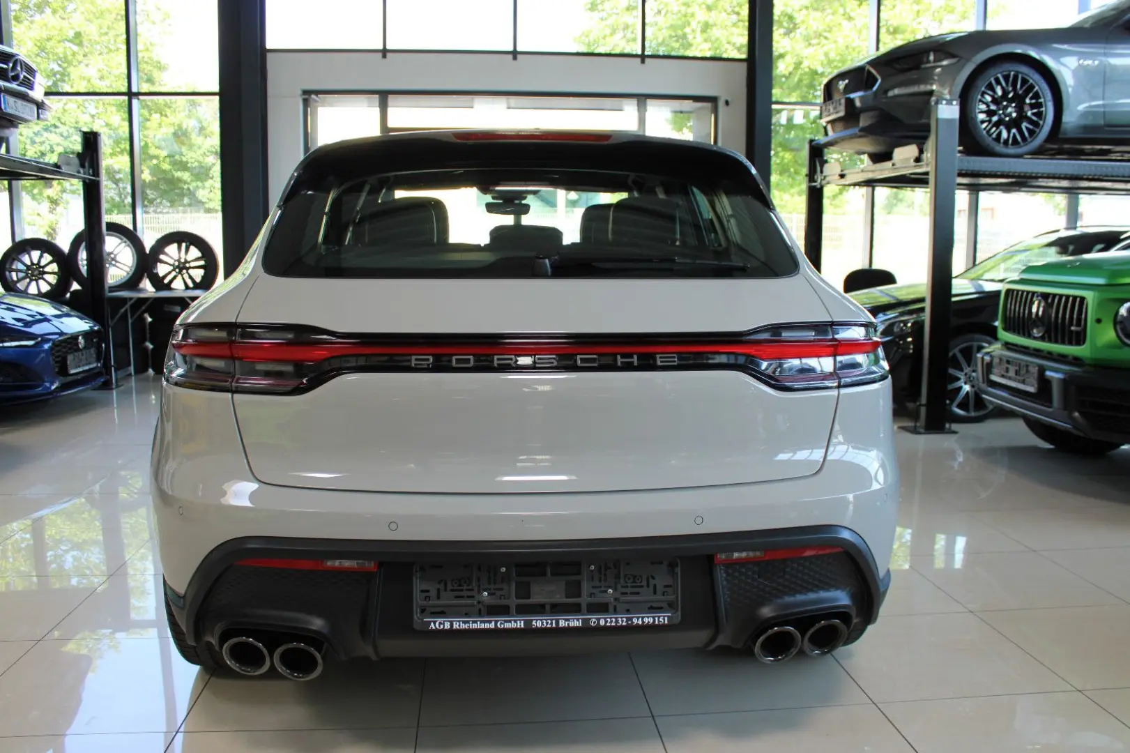 MACAN III T PDK 265PS PANORAMA KREIDE 1HAND TOP*