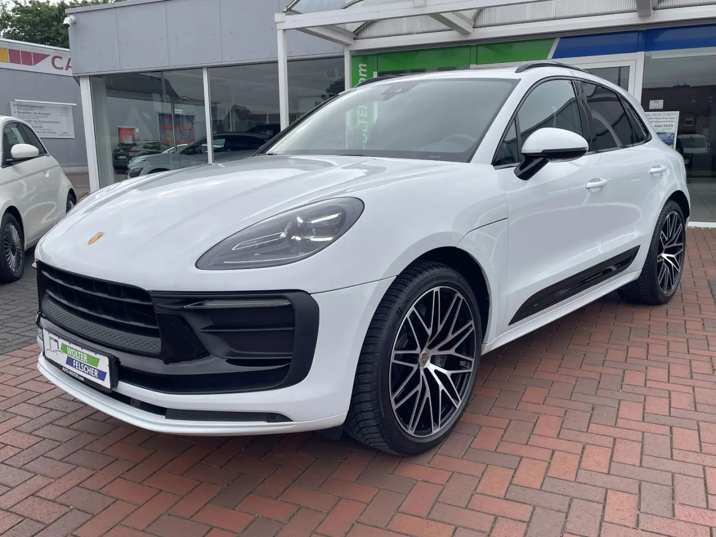 Macan *21
