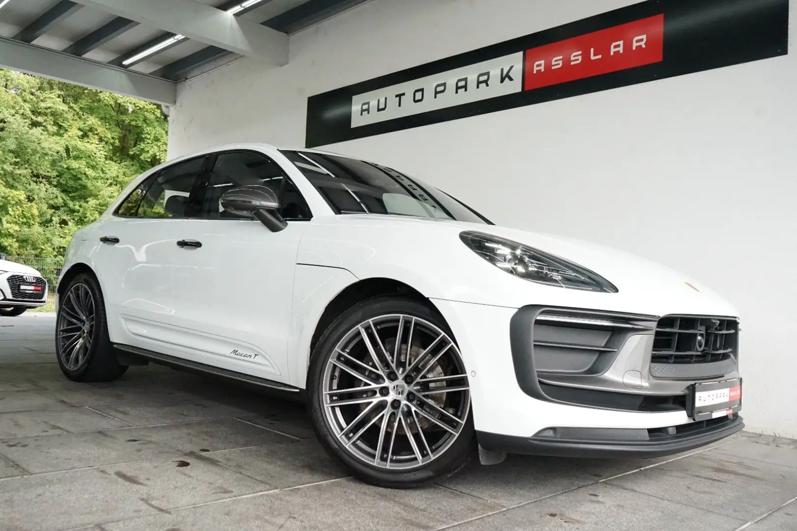 Macan T MY23/LUFT/PANO/AHK/ACC/18W/360°KEYL/21z