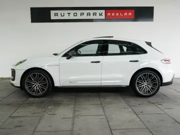 Macan T MY23/LUFT/PANO/AHK/ACC/18W/360°KEYL/21z