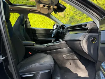 01 1.5 T Aut PHEV PANO+LED+NAVI+ACC+MEMO+SHZ+360
