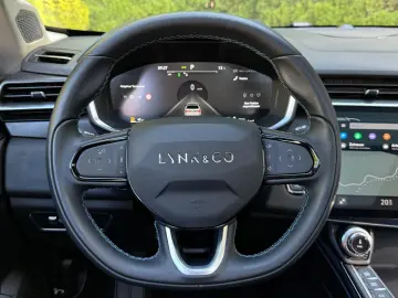 01 1.5 T Aut PHEV PANO+LED+NAVI+ACC+MEMO+SHZ+360