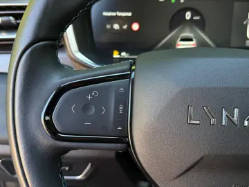 01 1.5 T Aut PHEV PANO+LED+NAVI+ACC+MEMO+SHZ+360