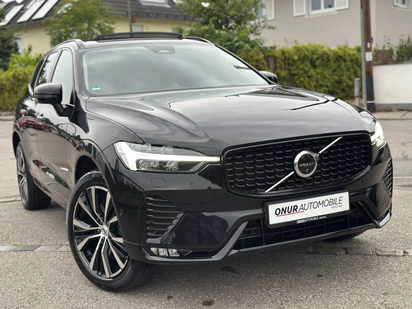 XC60 Ultimate Dark AWD