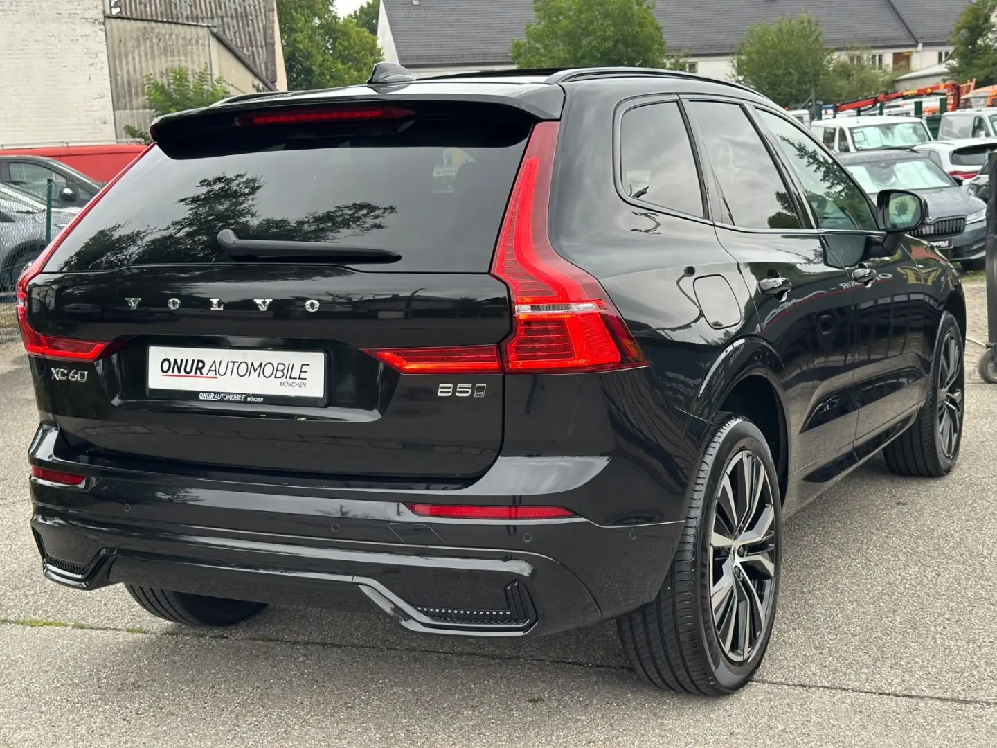 XC60 Ultimate Dark AWD