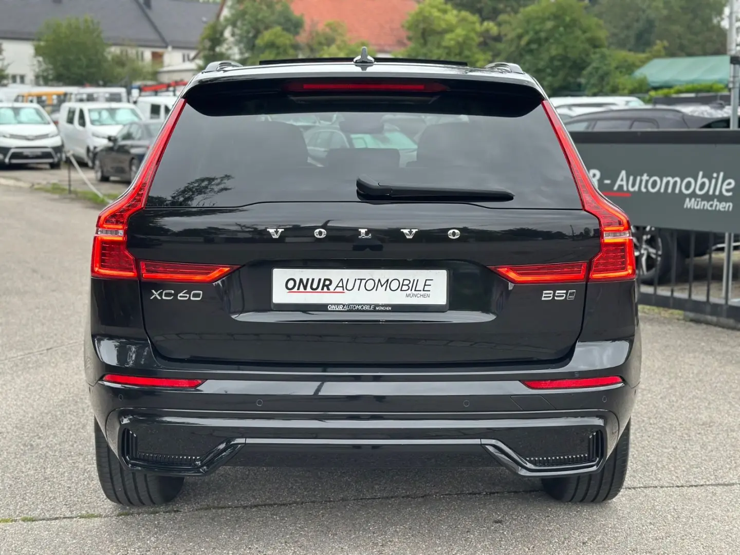 XC60 Ultimate Dark AWD