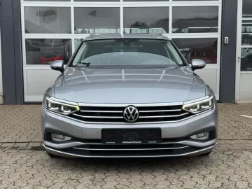 Passat Var. 2.0 TDI DSG AHK/CAM/IQ MATRIX/SHZ