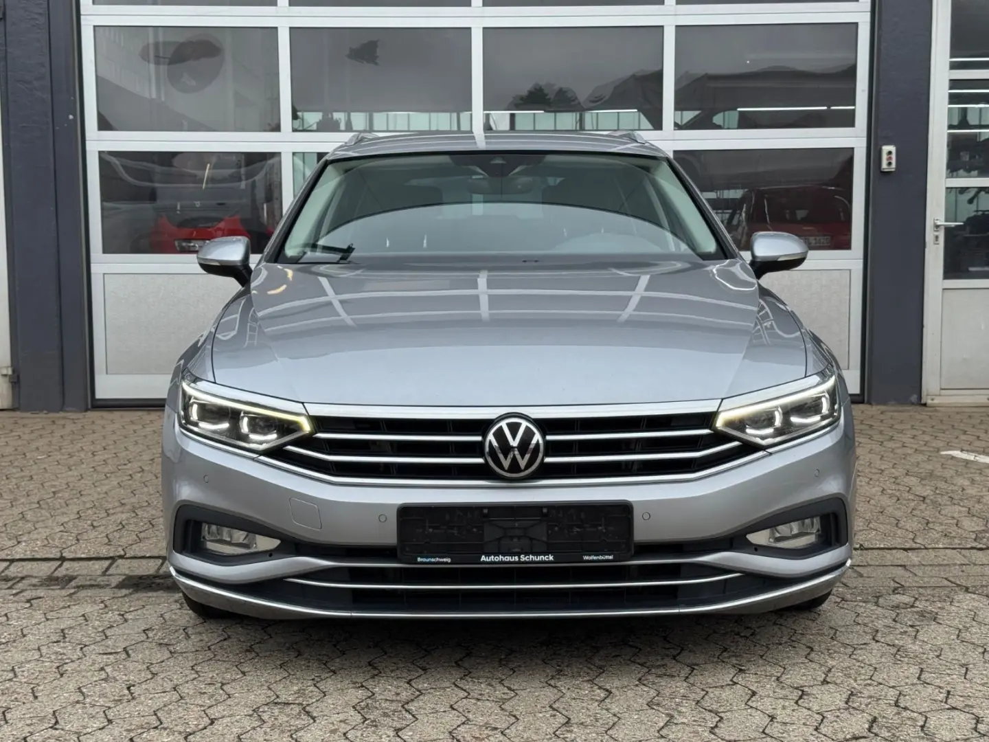 Passat Var. 2.0 TDI DSG AHK/CAM/IQ MATRIX/SHZ