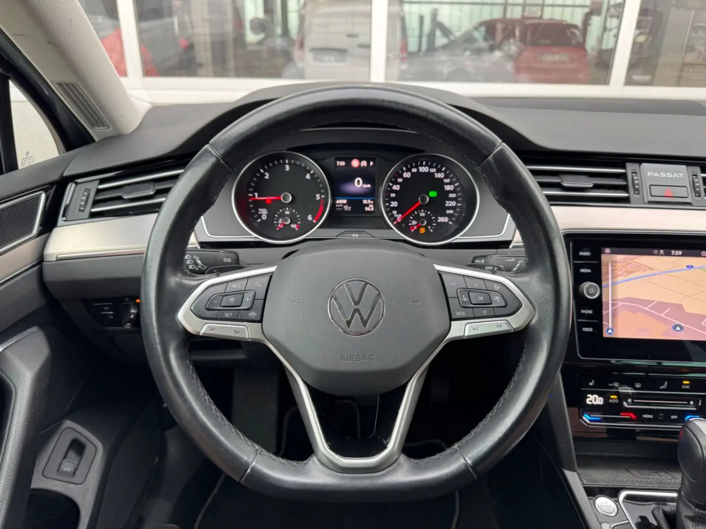 Passat Var. 2.0 TDI DSG AHK/CAM/IQ MATRIX/SHZ