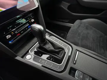Passat Var. 2.0 TDI DSG AHK/CAM/IQ MATRIX/SHZ