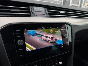 Passat Var. 2.0 TDI DSG AHK/CAM/IQ MATRIX/SHZ
