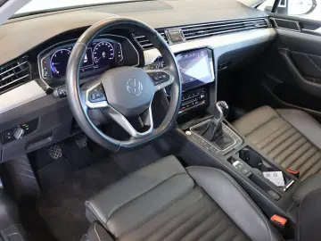 Passat 2.0 TDI Bus.AID+MATRIX+360°+KEY+LEDER+AHK