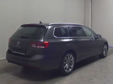 Passat Var. 2.0 TDI Business Leder Navi AID H-K