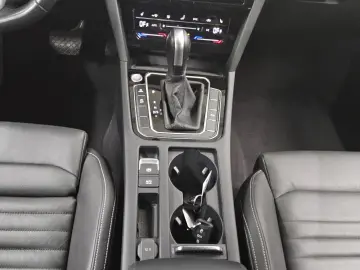 Passat Var. 2.0 TDI Business Leder Navi AID H-K