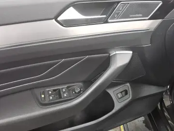 Passat Var. 2.0 TDI Business Leder Navi AID H-K