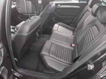 Passat Var. 2.0 TDI Business Leder Navi AID H-K