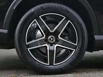 GLC 300 d 4M AMG Sport Premium AHK LED Pano Navi