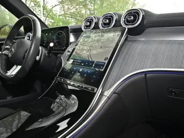 GLC 300 d 4M AMG Sport Premium AHK LED Pano Navi