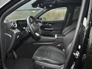 GLC 300 d 4M AMG Sport Premium AHK LED Pano Navi