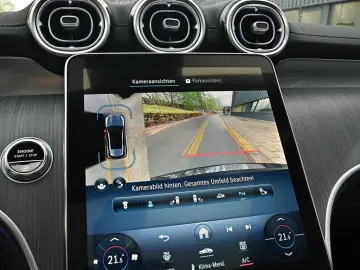 GLC 300 d 4M AMG Sport Premium AHK LED Pano Navi
