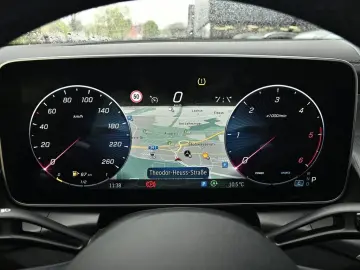 GLC 300 d 4M AMG Sport Premium AHK LED Pano Navi