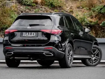 GLC 300 d 4M AMG/Digit/Pano/AHK/360/Stdhz/Night