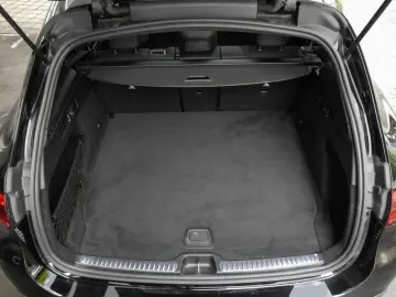 GLC 300 d 4M AMG/Digit/Pano/AHK/360/Stdhz/Night