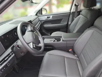 Santa Fe 1.6 T-GDI Hybrid 215 PS 4WD Signature