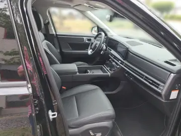 Santa Fe 1.6 T-GDI Hybrid 215 PS 4WD Signature