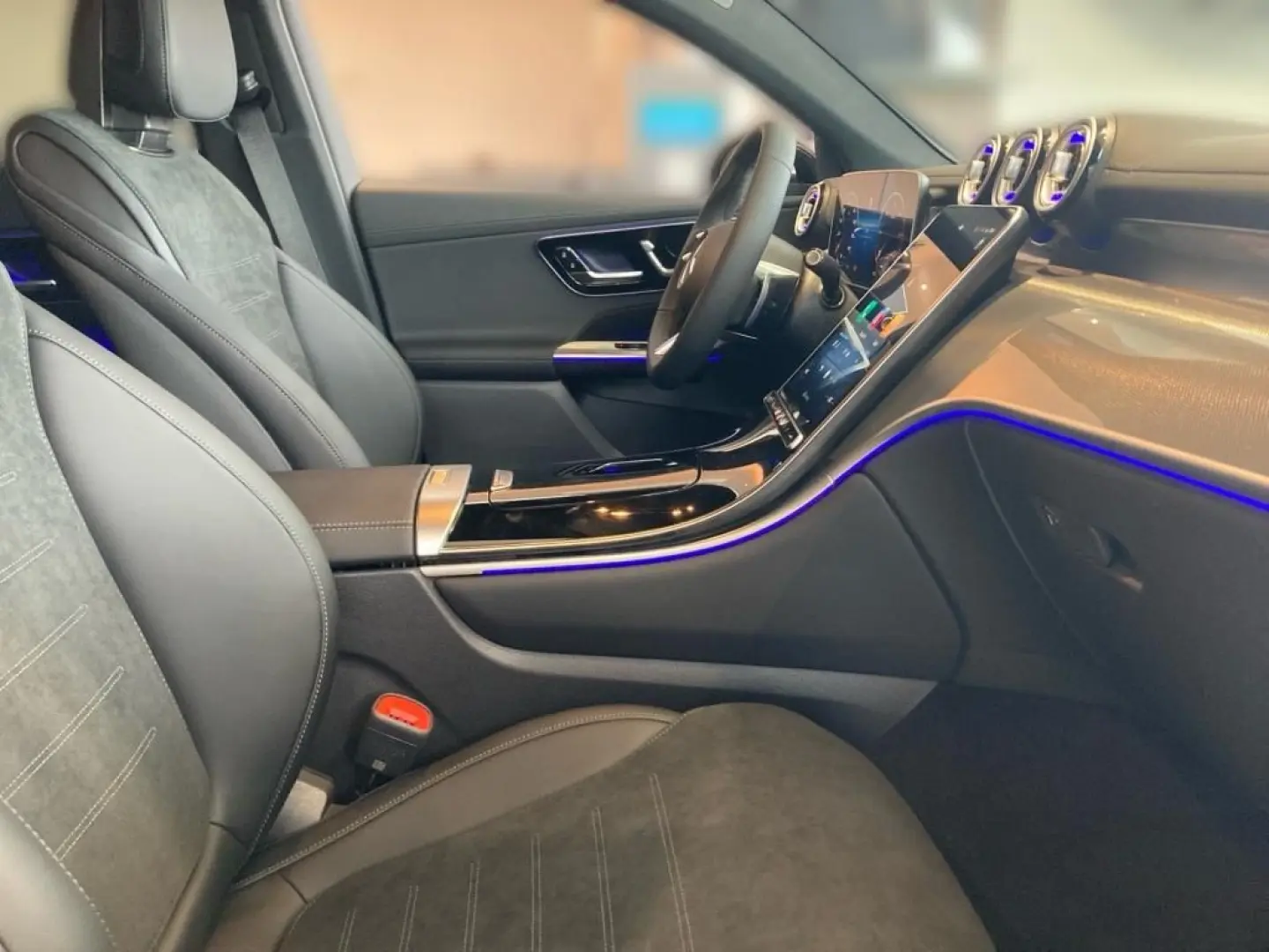 GLC 220 d 4M EDITION AMG-Line+Night+AHK+DISTRON
