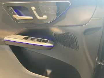 GLC 220 d 4M EDITION AMG-Line+Night+AHK+DISTRON