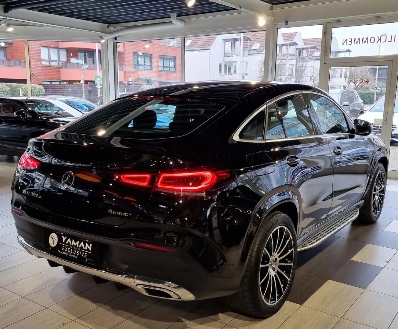 GLE 350e 4M Coupe*AMG*Pano*Airm*Burm*HUD*Distr+