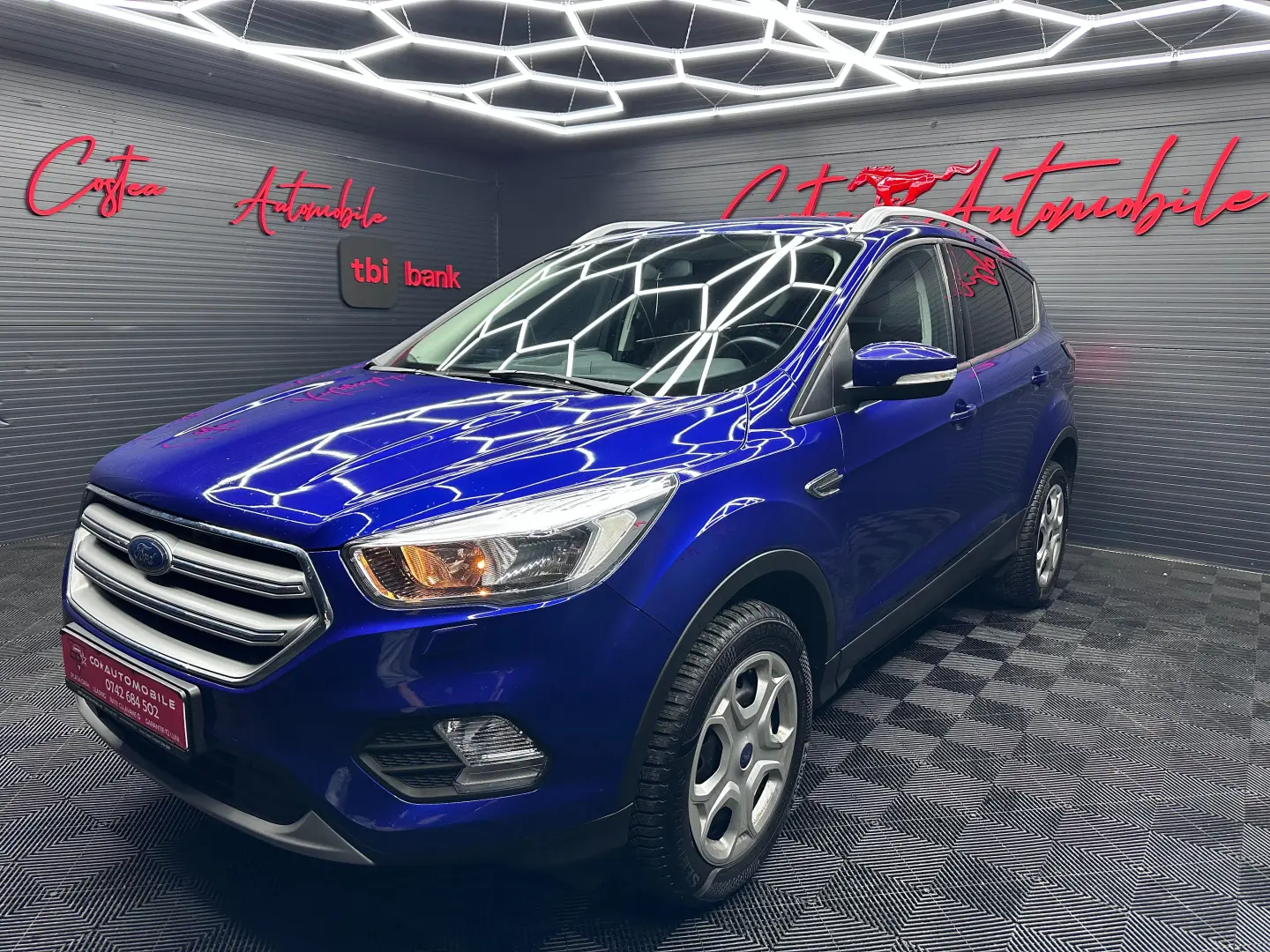 FORD KUGA TREND 1.5 benzina, Incalzire volan, An 2018