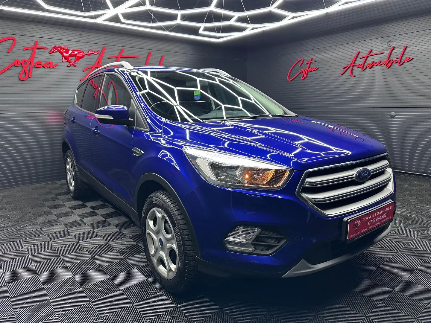 FORD KUGA TREND 1.5 benzina, Incalzire volan, An 2018