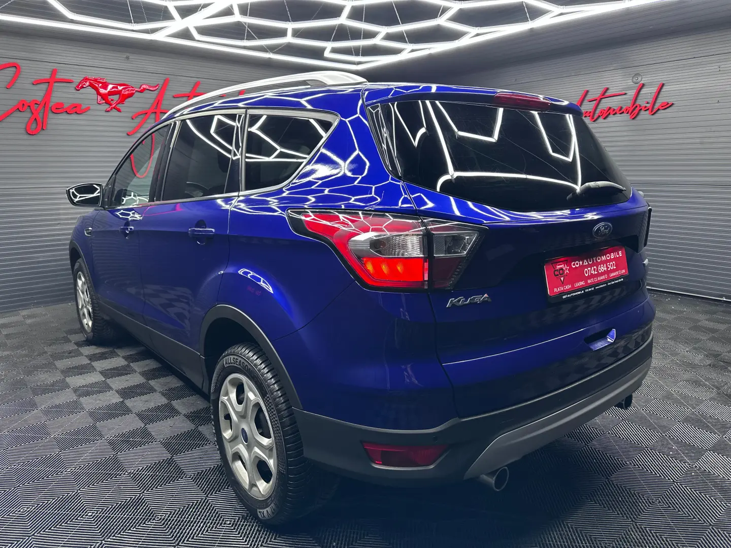 FORD KUGA TREND 1.5 benzina, Incalzire volan, An 2018