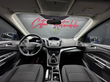 FORD KUGA TREND 1.5 benzina, Incalzire volan, An 2018
