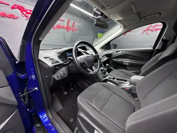 FORD KUGA TREND 1.5 benzina, Incalzire volan, An 2018