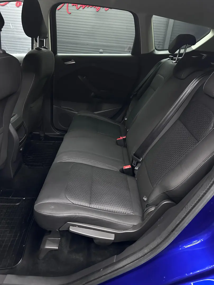 FORD KUGA TREND 1.5 benzina, Incalzire volan, An 2018