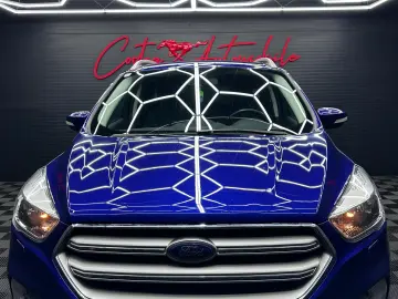 FORD KUGA TREND 1.5 benzina, Incalzire volan, An 2018