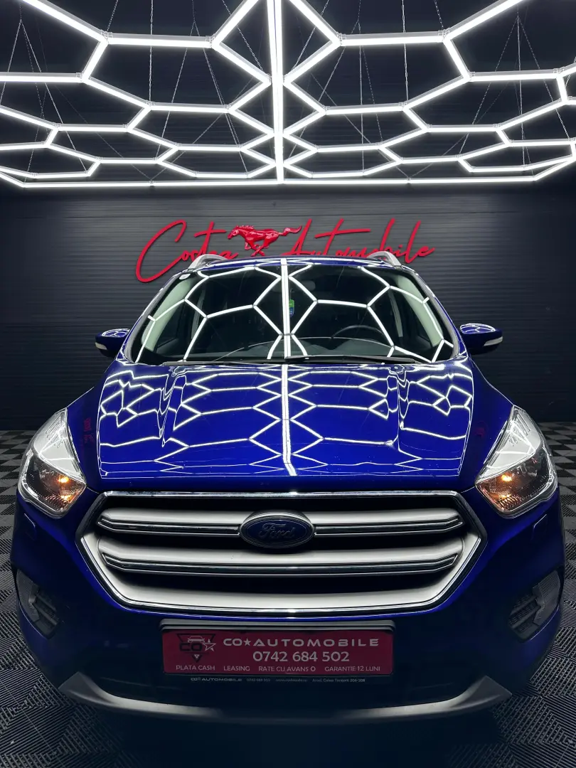 FORD KUGA TREND 1.5 benzina, Incalzire volan, An 2018