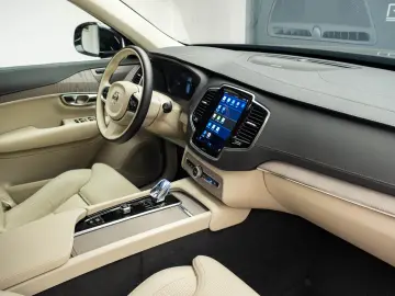 Volvo XC 90