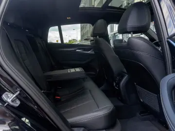 BMW X4 xDrive 20i