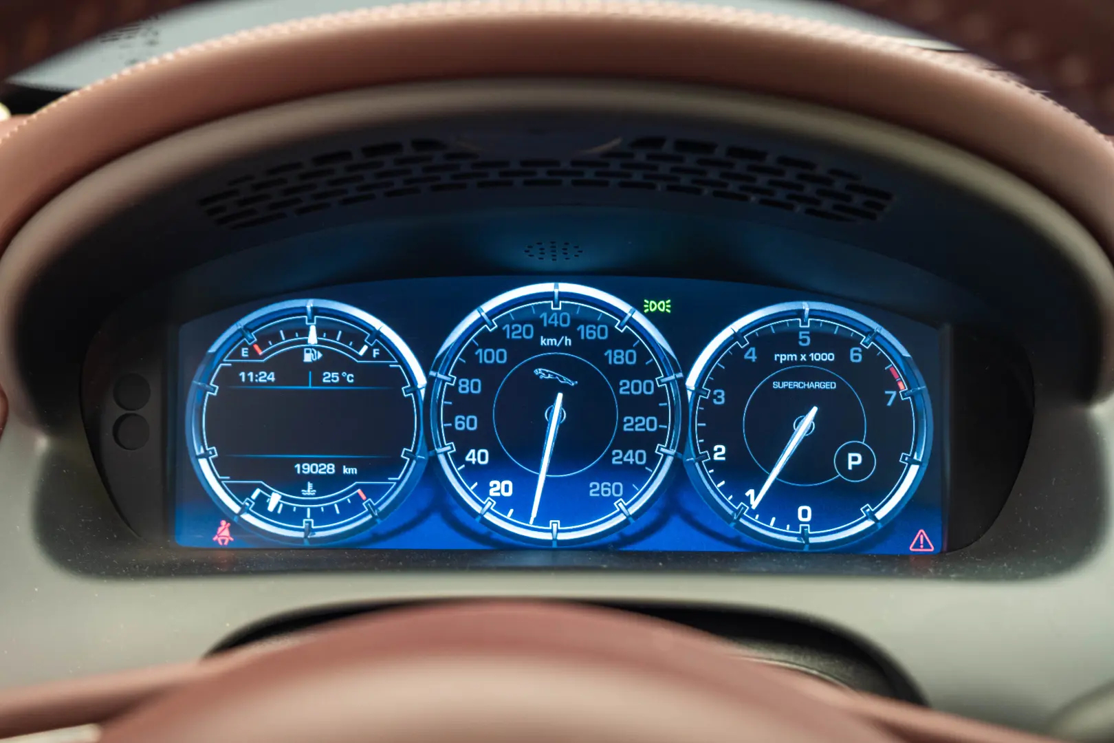 Jaguar XJ Long 5.0 - 510cp