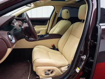 Jaguar XJ Long 5.0 - 510cp